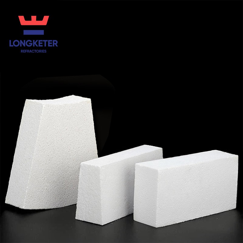 Cegła izolacyjna z mulitu